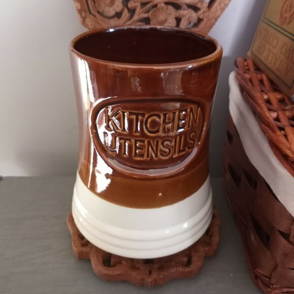 Vintage Pottery Kitchen Utensil Holder. Stoneware Crock. Made In Taiwan. Brown - Picture 3 of 6